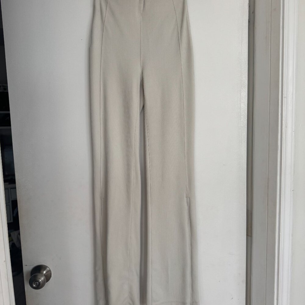 Lululemon Brushed Softstreme Rib Zip Flare 32.5"